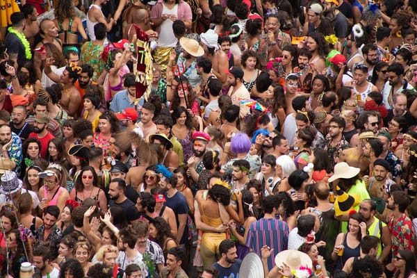 Presença em megablocos está se tornando um risco para marcas no Carnaval